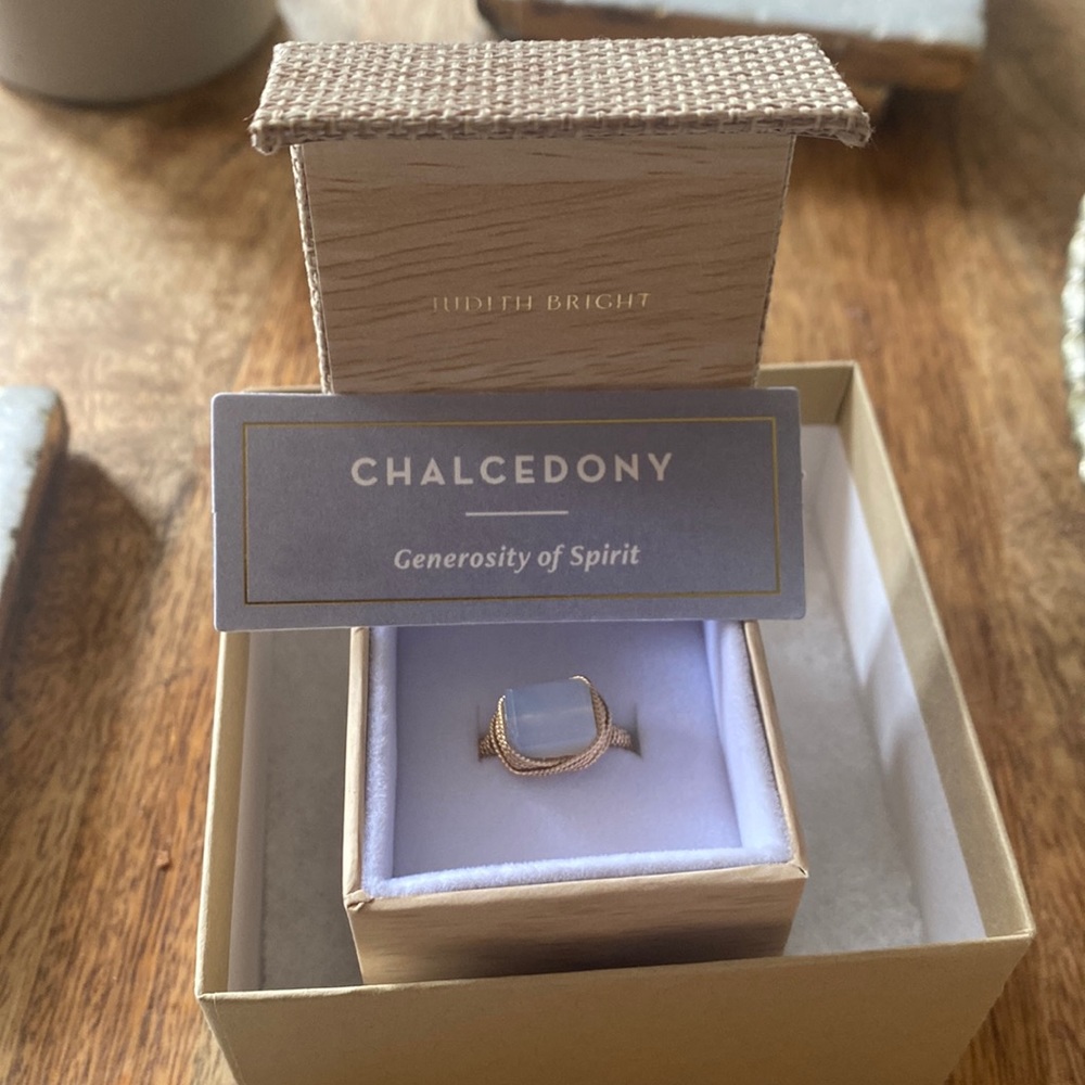 Size 7 Judith bright chalcedony ring